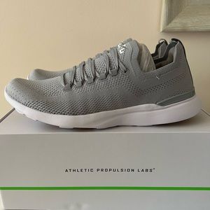 APL TechLoom Breezes
